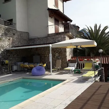 Mansarda Villavetro Apartmán