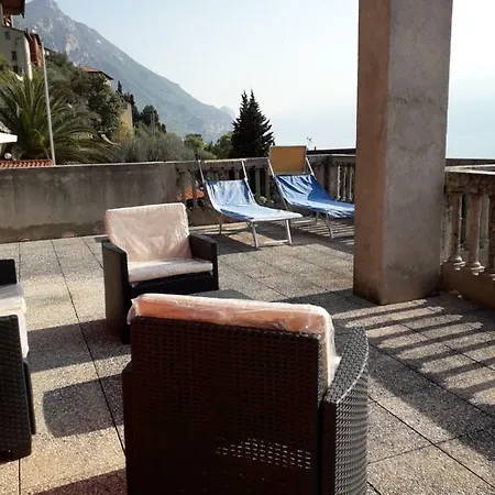 Apartmán Mansarda Villavetro *