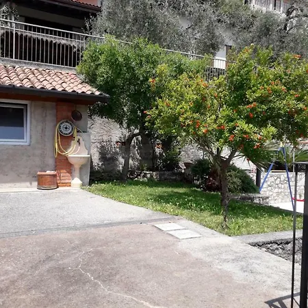 Mansarda Villavetro Apartmán