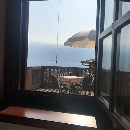 Apartmán Mansarda Villavetro Gargnano